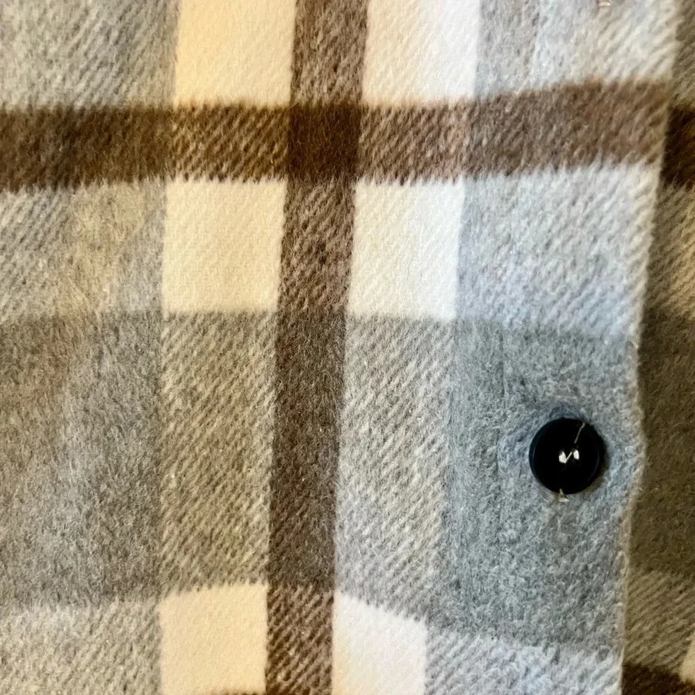 Plaid Button-Up Shaket - Gray and Brown - Picture 3 of 7